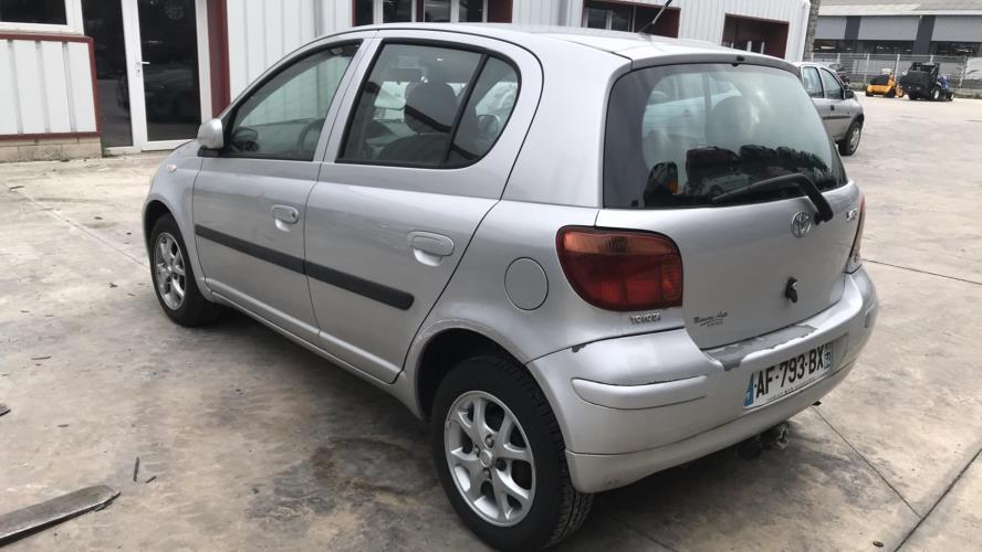 Image Capot - TOYOTA YARIS 1