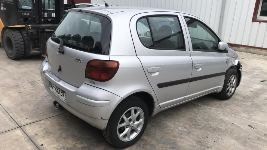 Image Capot - TOYOTA YARIS 1
