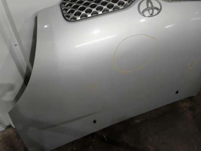 Image Capot - TOYOTA YARIS 1