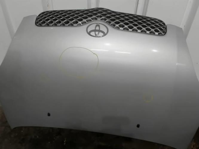 Image Capot - TOYOTA YARIS 1