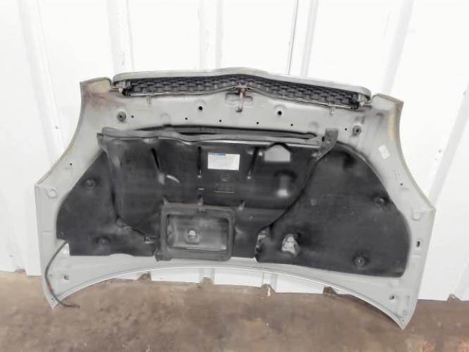 Image Capot - TOYOTA YARIS 1