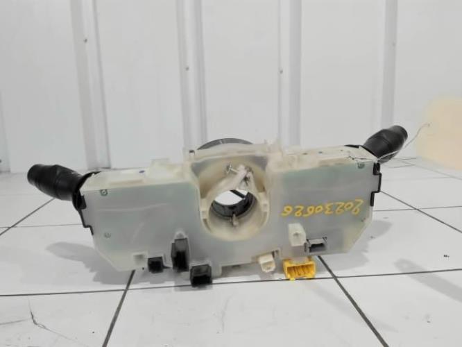 Image Com (Bloc Contacteur Tournant+Commodo Essuie Glace+Commodo Phare) - RENAULT LAGUNA 3