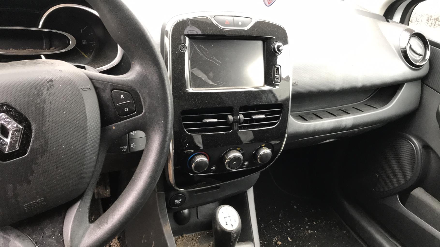 Image RENAULT CLIO 4