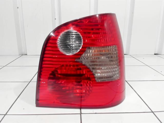 Fanale posteriore principale destro (luci) VOLKSWAGEN POLO 4 PHASE 1 Diésel - 1