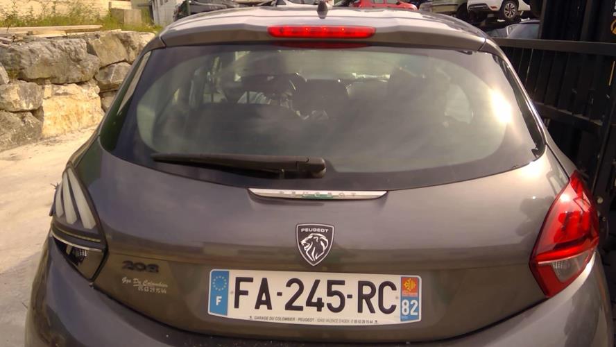 Image Malle/Hayon arriere - PEUGEOT 208 1