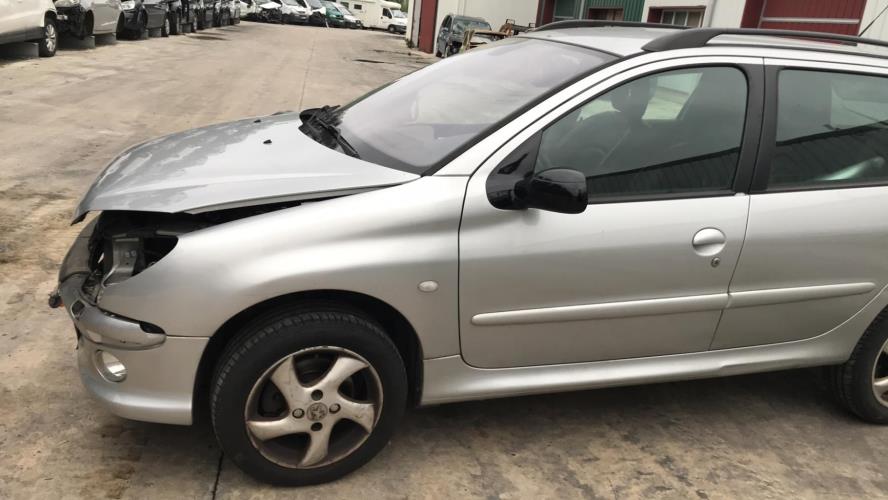 Image Feu arriere principal droit (feux) - PEUGEOT 206