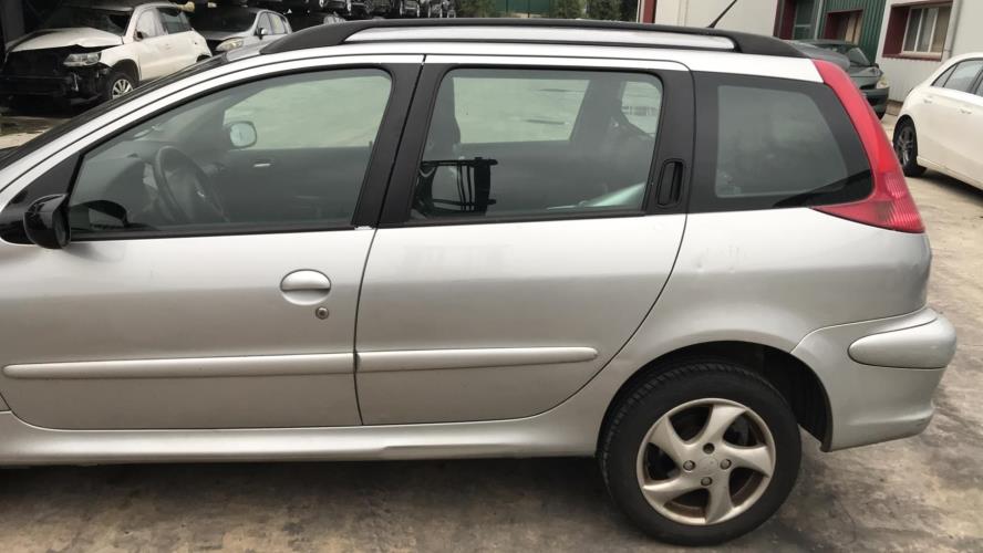 Image Feu arriere principal droit (feux) - PEUGEOT 206