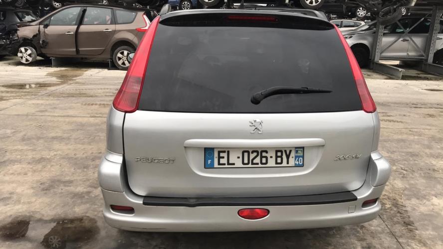 Image Feu arriere principal droit (feux) - PEUGEOT 206