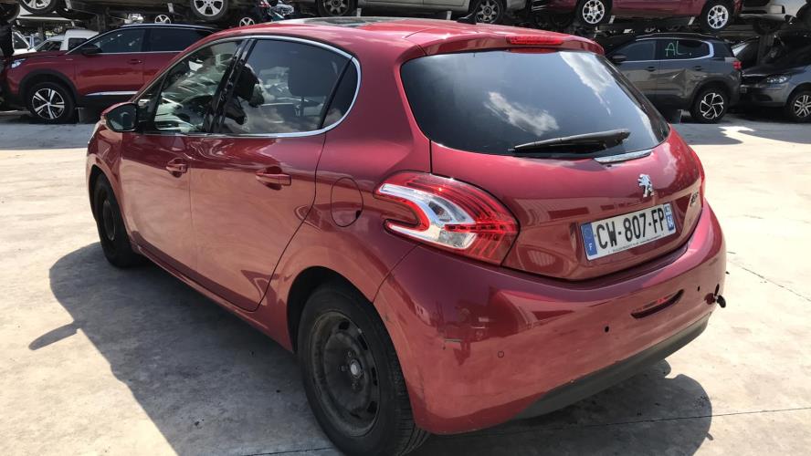 Image Feu arriere principal droit (feux) - PEUGEOT 208 1