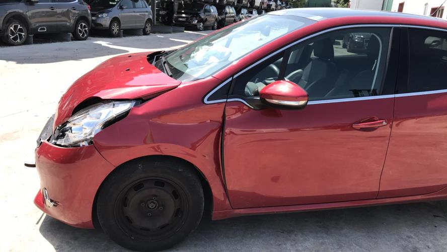 Image Feu arriere principal droit (feux) - PEUGEOT 208 1