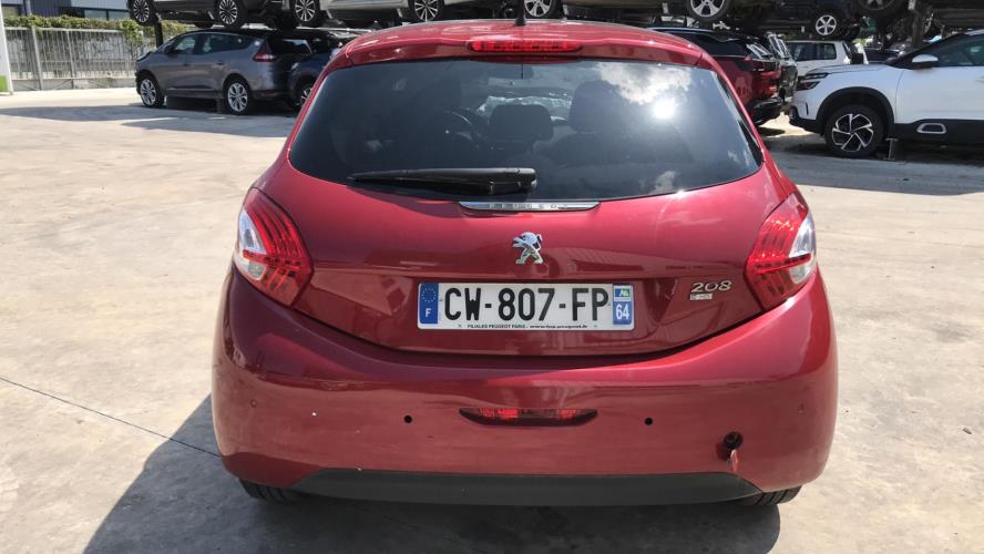 Image Feu arriere principal droit (feux) - PEUGEOT 208 1