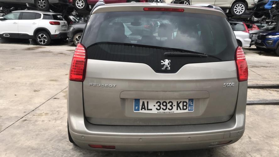 Image Siege central droit - PEUGEOT 5008 1