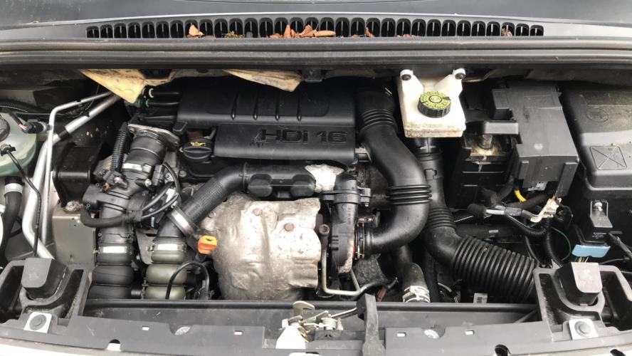 Image Siege central droit - PEUGEOT 5008 1