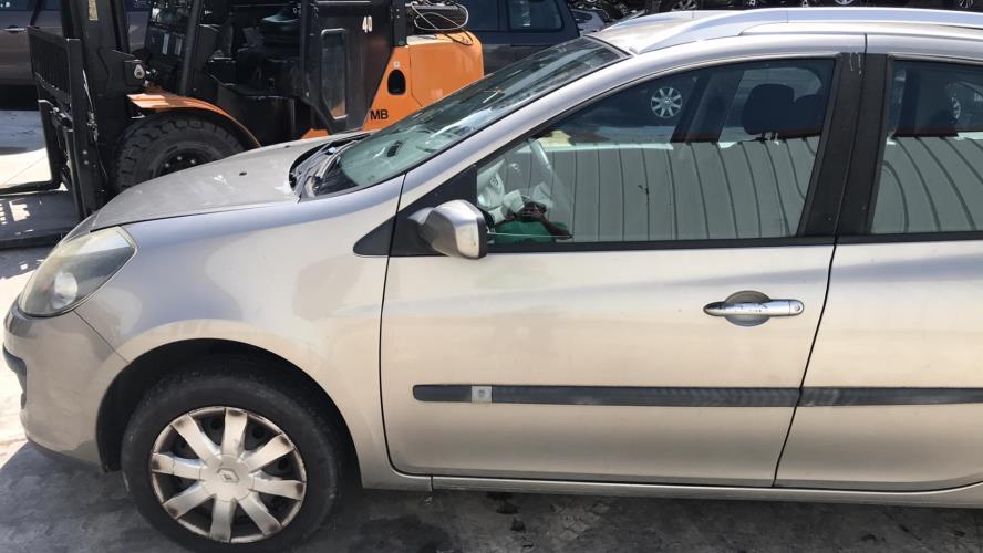 Image Feu arriere principal droit (feux) - RENAULT CLIO 3
