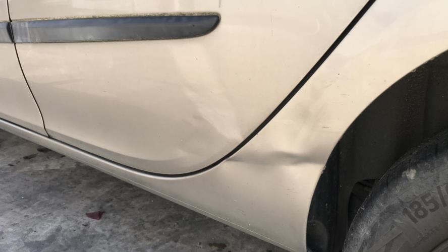 Image Feu arriere principal droit (feux) - RENAULT CLIO 3