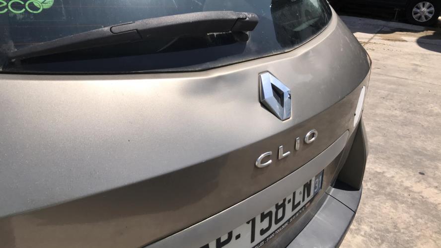 Image Feu arriere principal droit (feux) - RENAULT CLIO 3