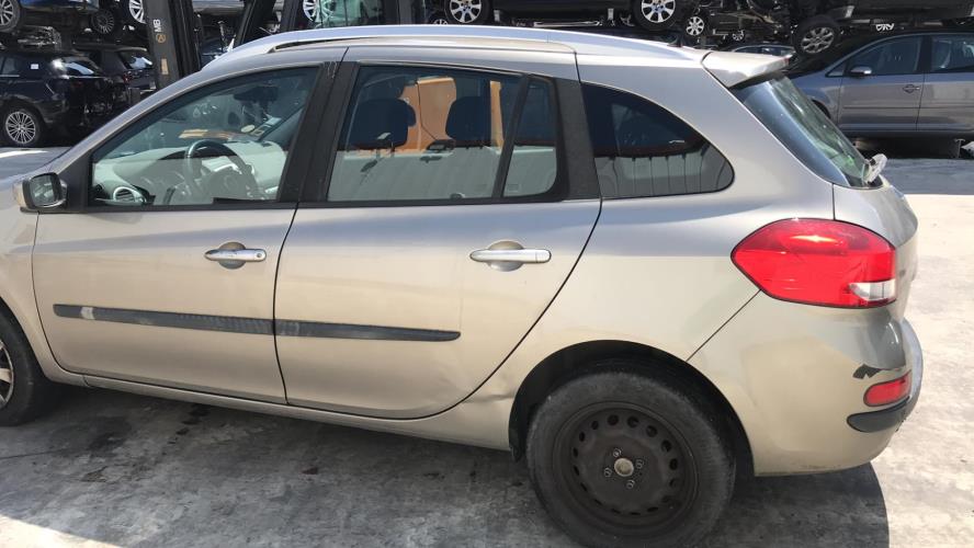 Image Feu arriere principal droit (feux) - RENAULT CLIO 3