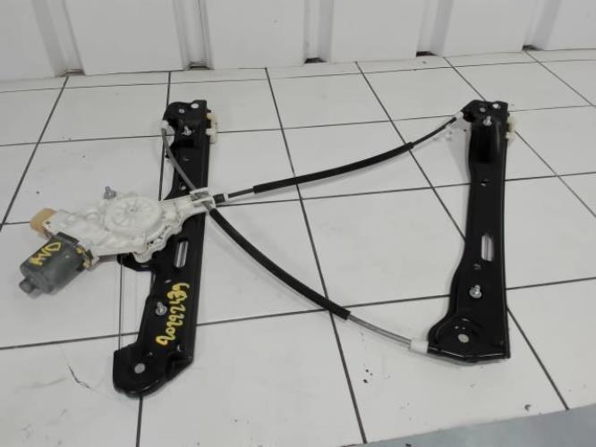 Image Leve vitre electrique avant droit - BMW SERIE 1 E87