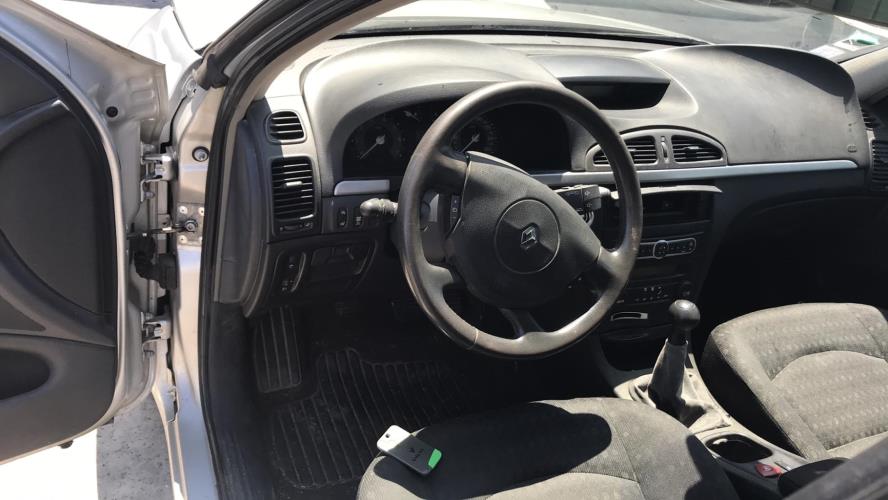 Image Malle/Hayon arriere - RENAULT LAGUNA 2