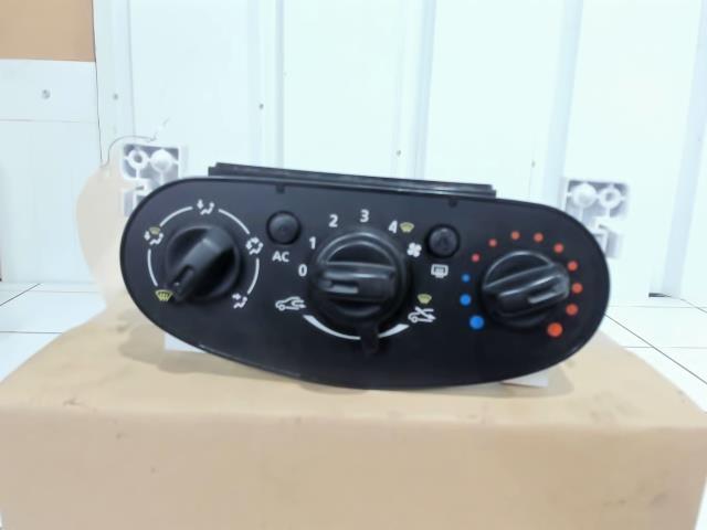 Commande chauffage DACIA SANDERO 1 Diesel - 1