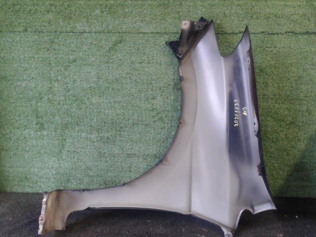 Parafango anteriore destro HONDA FR-V  - 1