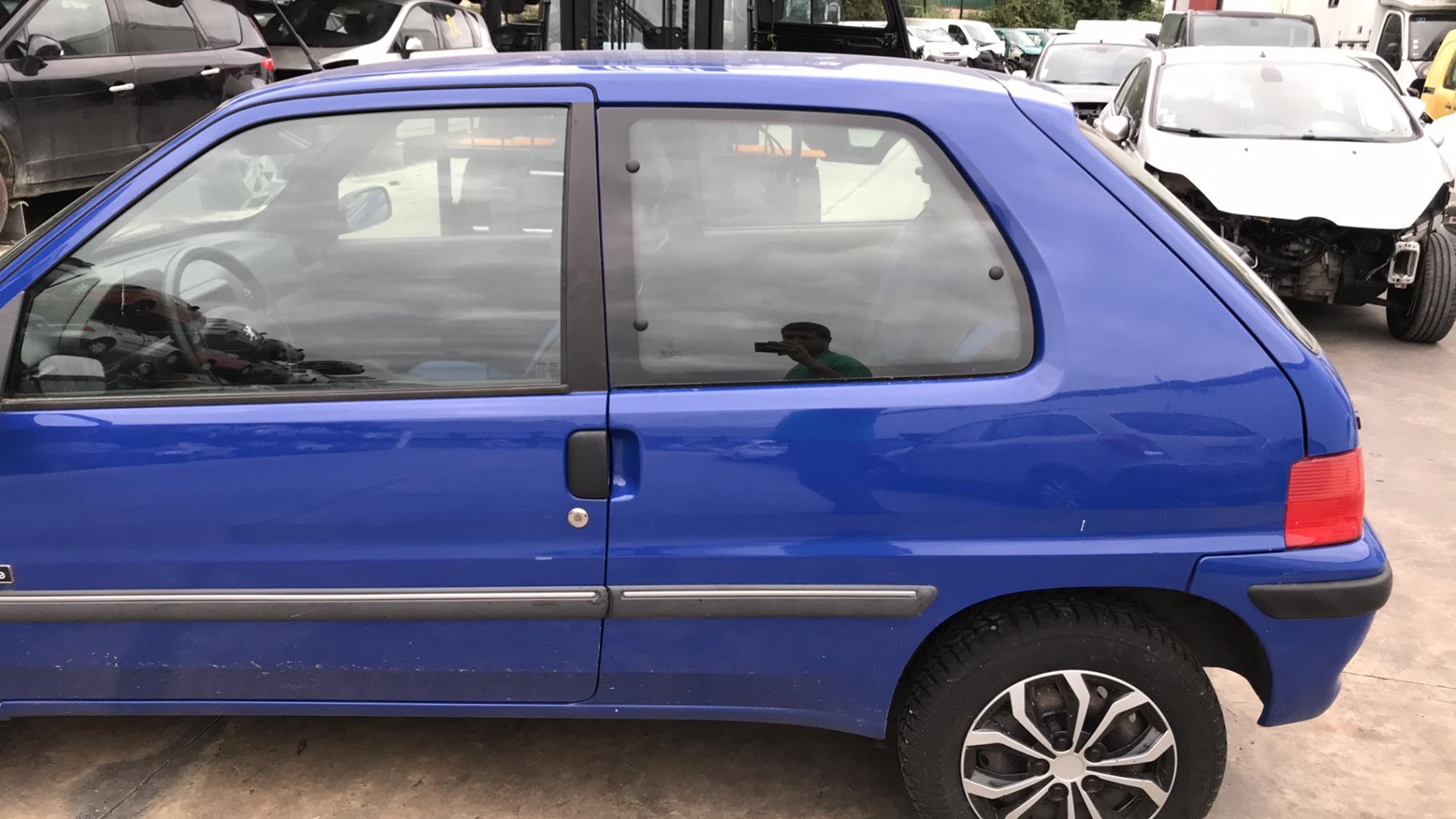 Image PEUGEOT 106