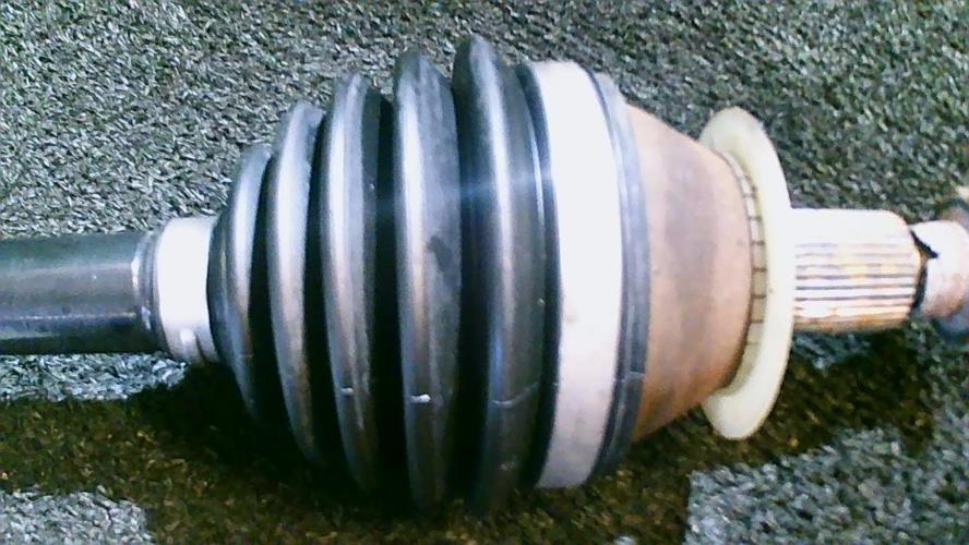 Image Cardan gauche (transmission) - VOLKSWAGEN POLO 5