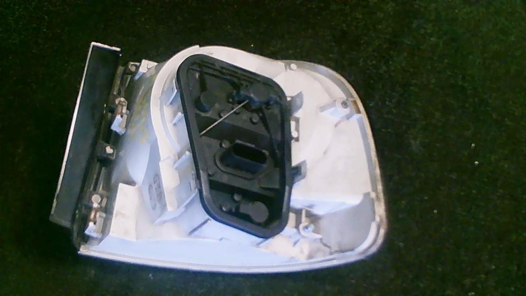 Fanale posteriore principale sinistro (luci) VOLKSWAGEN TOUAREG 1 PHASE 1 Diésel - 1