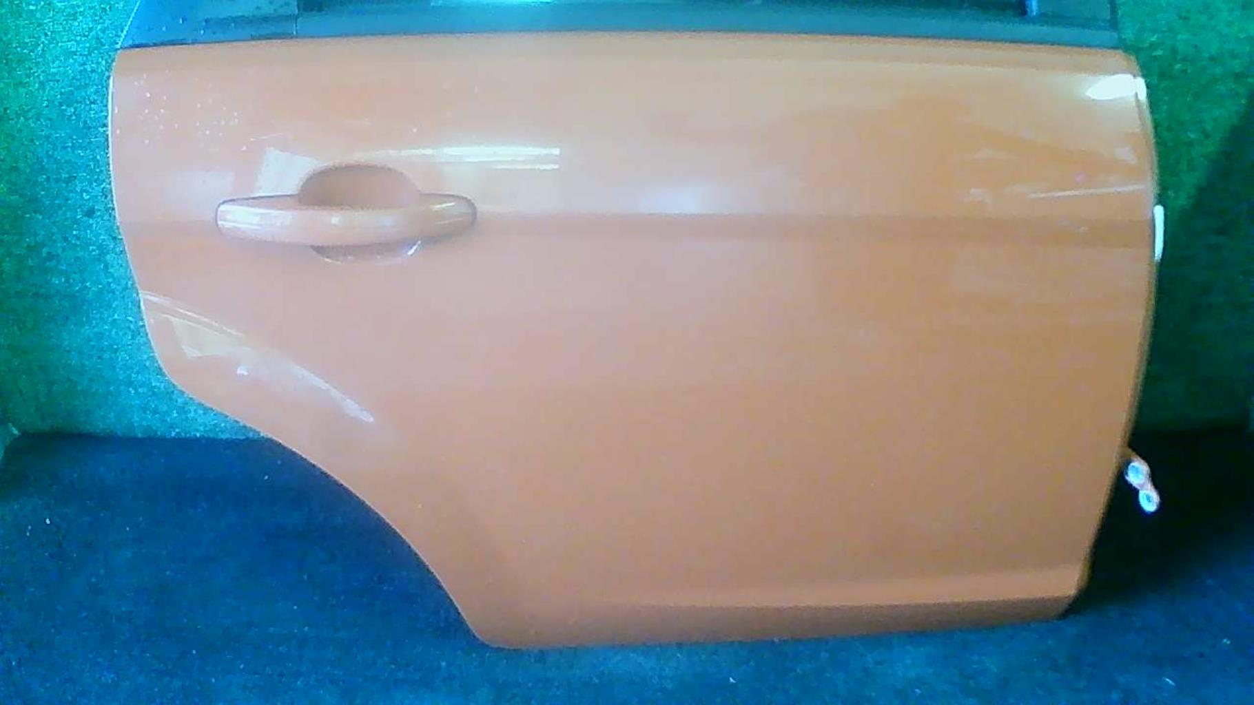 Puerta trasera derecha FORD FOCUS 2 PHASE 2 Diésel - 1
