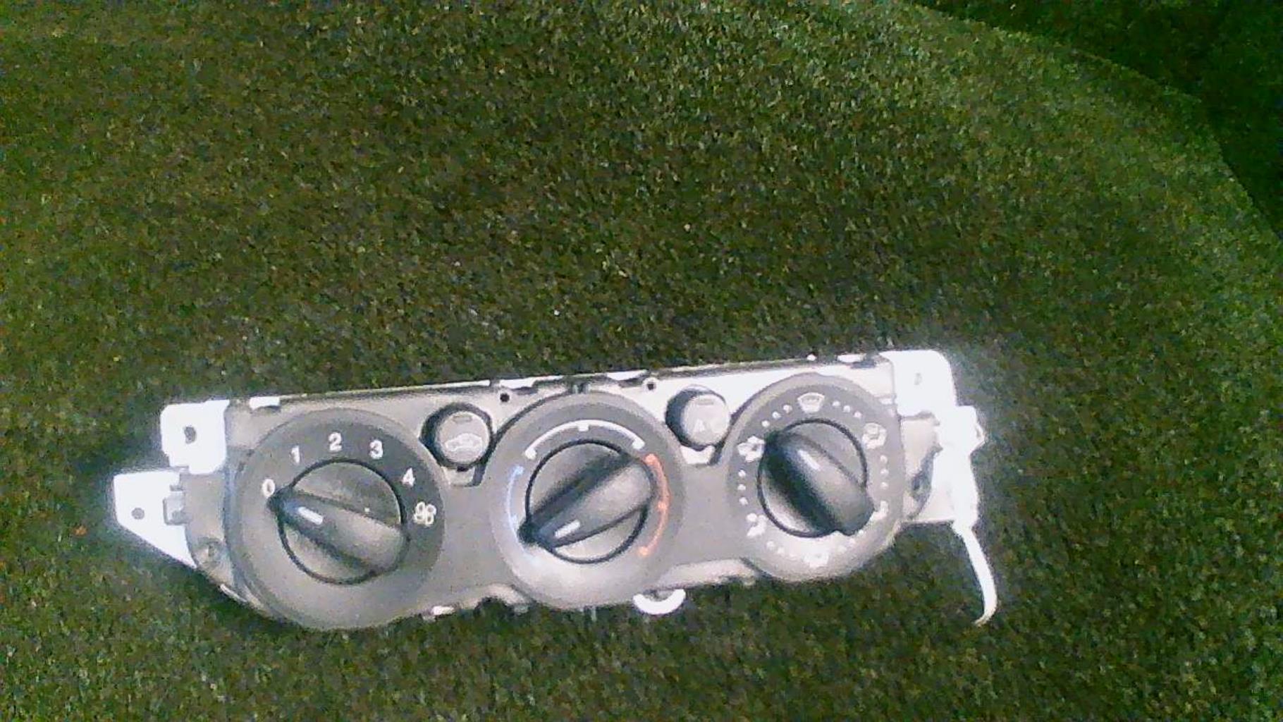 Commande chauffage FORD FOCUS 2 PHASE 2 Diesel - 1