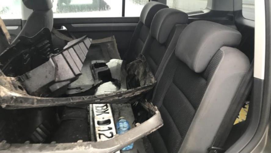 Image Autoradio d'origine - VOLKSWAGEN TOURAN 2