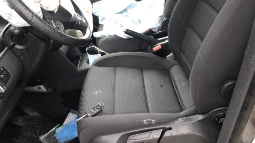 Image Autoradio d'origine - VOLKSWAGEN TOURAN 2