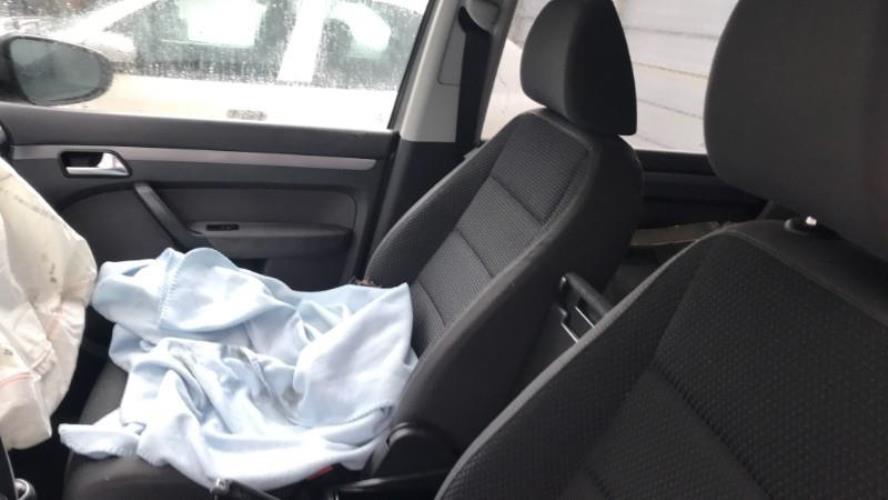 Image Autoradio d'origine - VOLKSWAGEN TOURAN 2