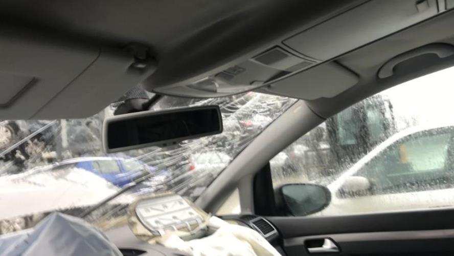 Image Autoradio d'origine - VOLKSWAGEN TOURAN 2