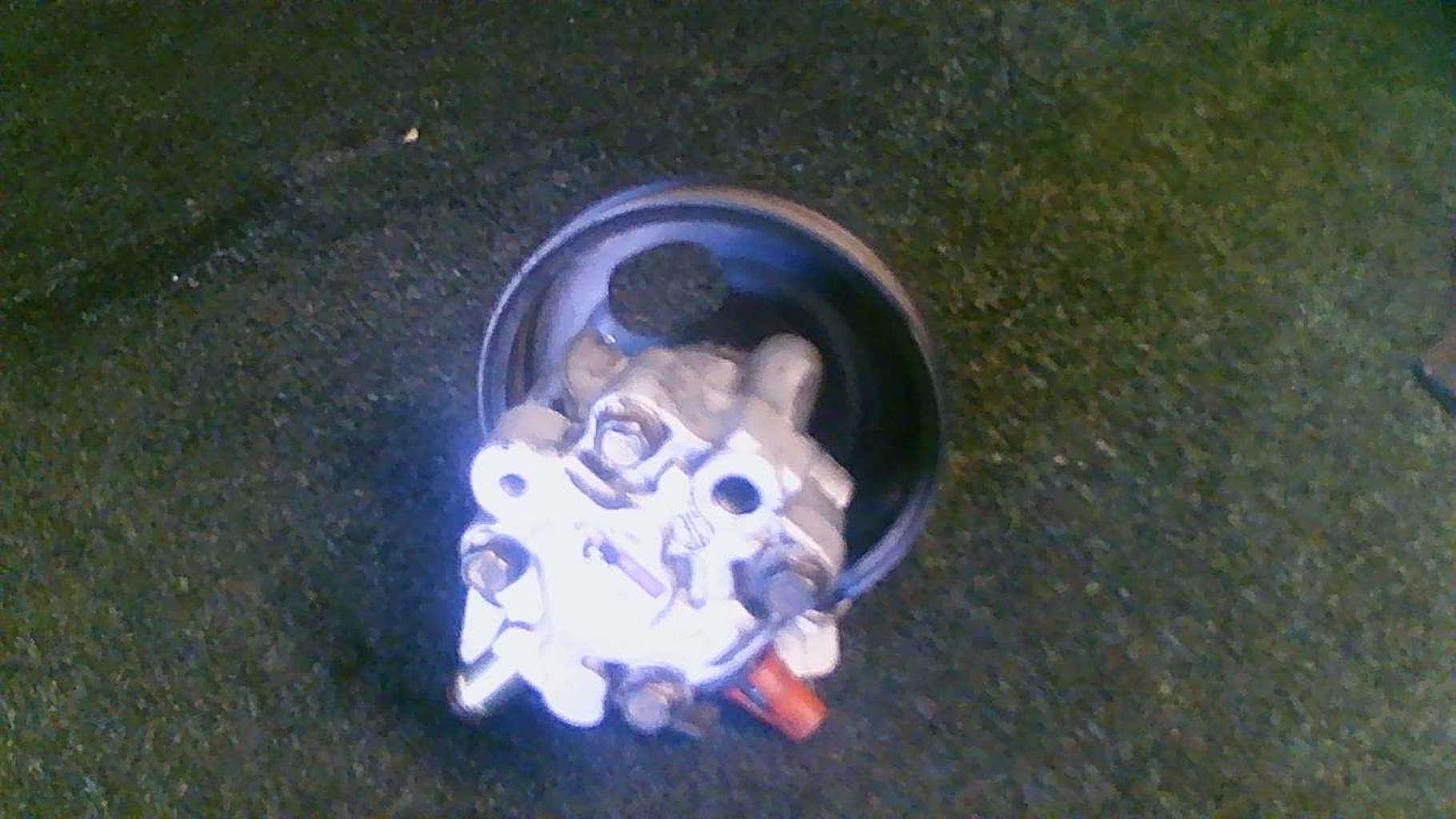 Pompe de direction MITSUBISHI L 200 2 Diesel - 1