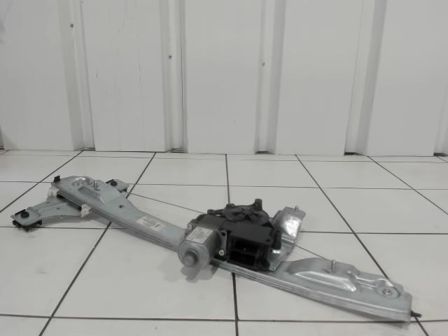 Alzacristalli elettrico anteriore sinistro PEUGEOT 208 1 PHASE 1 Gasolina - 1