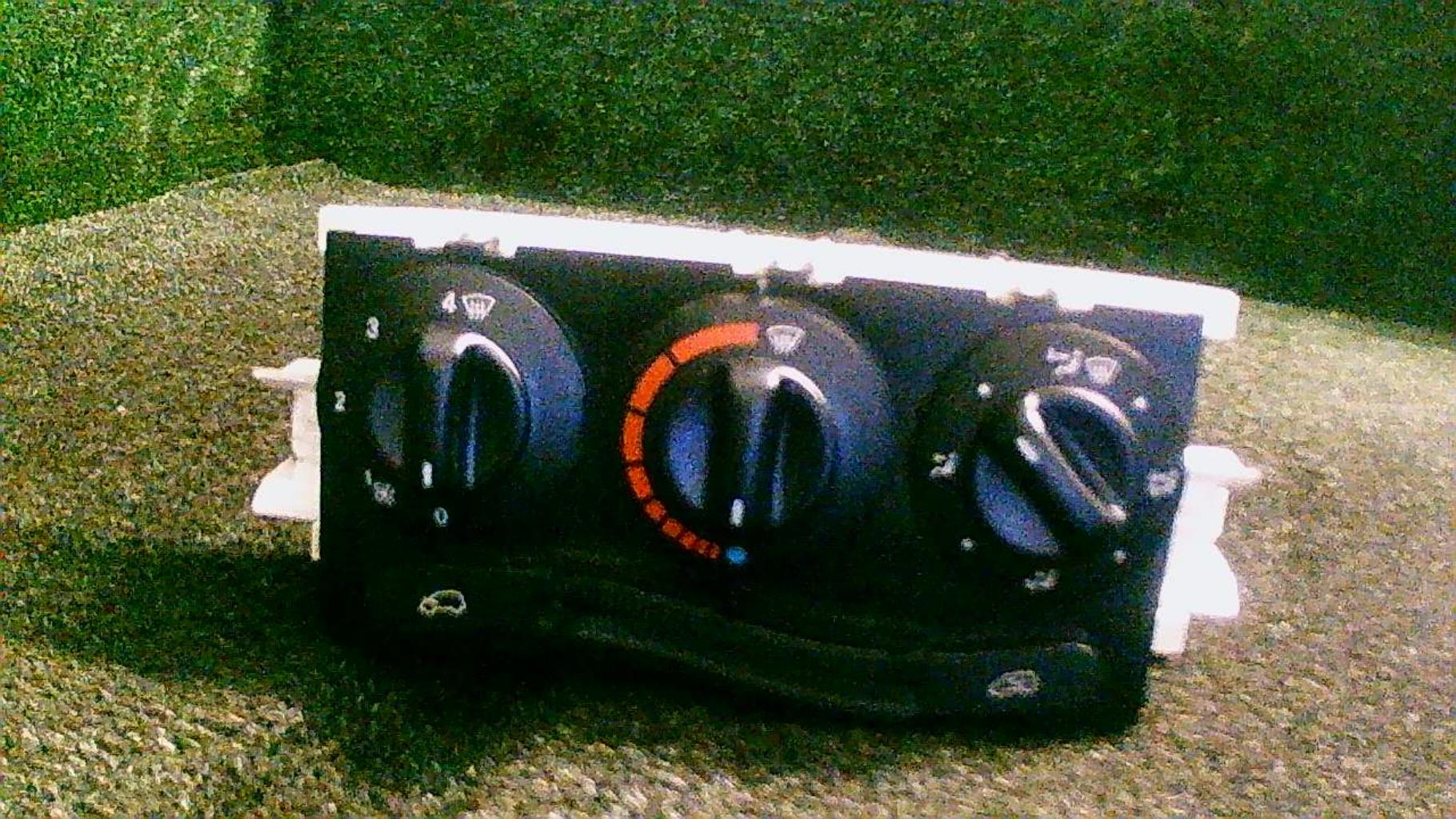 Commande chauffage MERCEDES CLASSE A 168 PHASE 1 Essence - 1