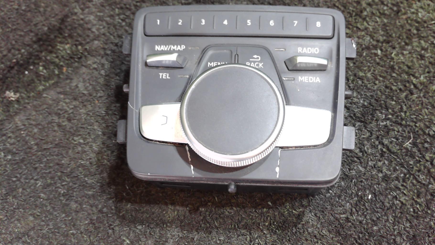 Commande GPS AUDI A4 4 AVANT PHASE 1 BREAK Diesel - 1