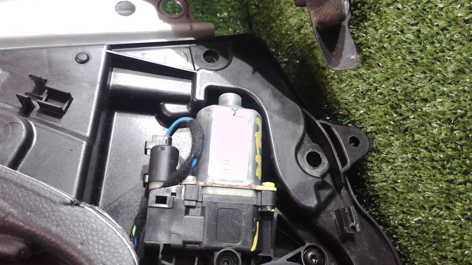 Alzacristalli elettrico anteriore sinistro MINI MINI 2 R56 PHASE 1 Gasolina - 1