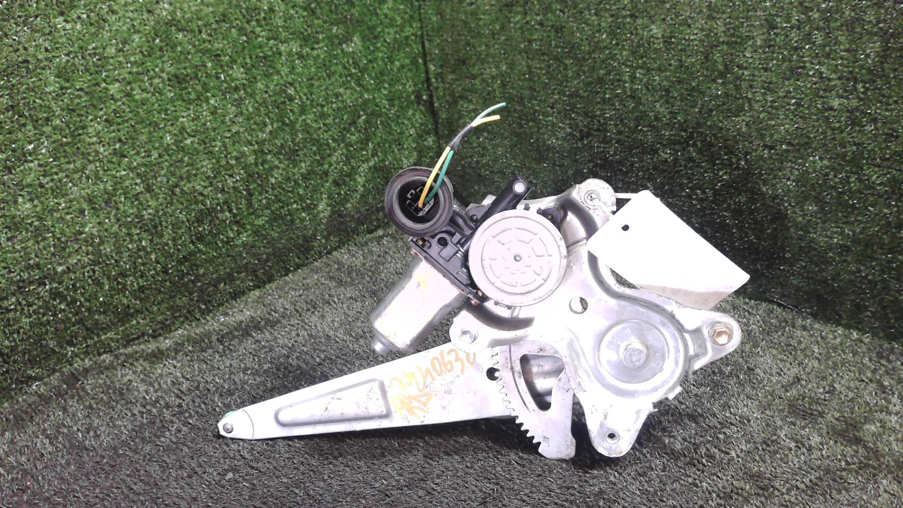 Alzacristalli elettrico posteriore destro TOYOTA RAV4 2 PHASE 1 Gasolina - 1