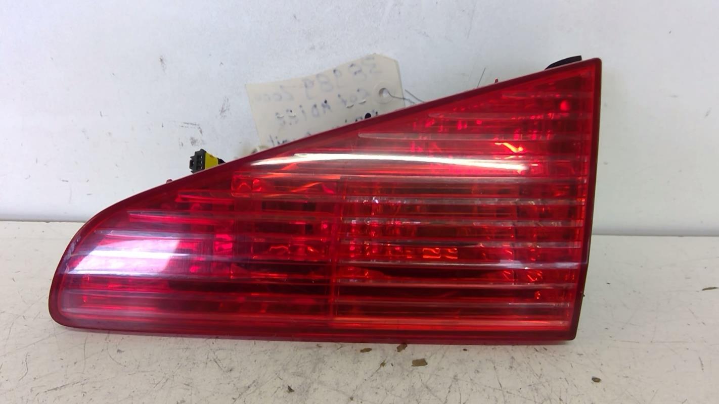 Feu arriere secondaire droit (feux) PEUGEOT 607 PHASE 1 Diesel - 1