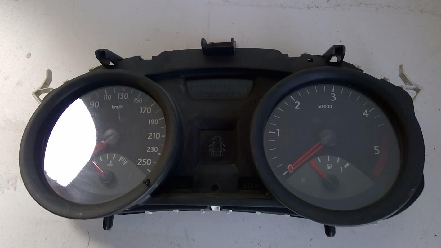 Compteur RENAULT MEGANE 2 PHASE 1  - 1