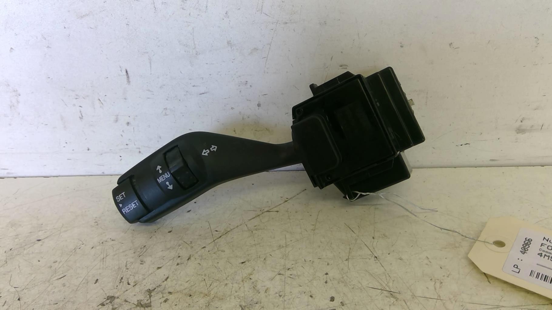 Commodo phare FORD FOCUS 2 PHASE 2 BREAK Diesel - 1