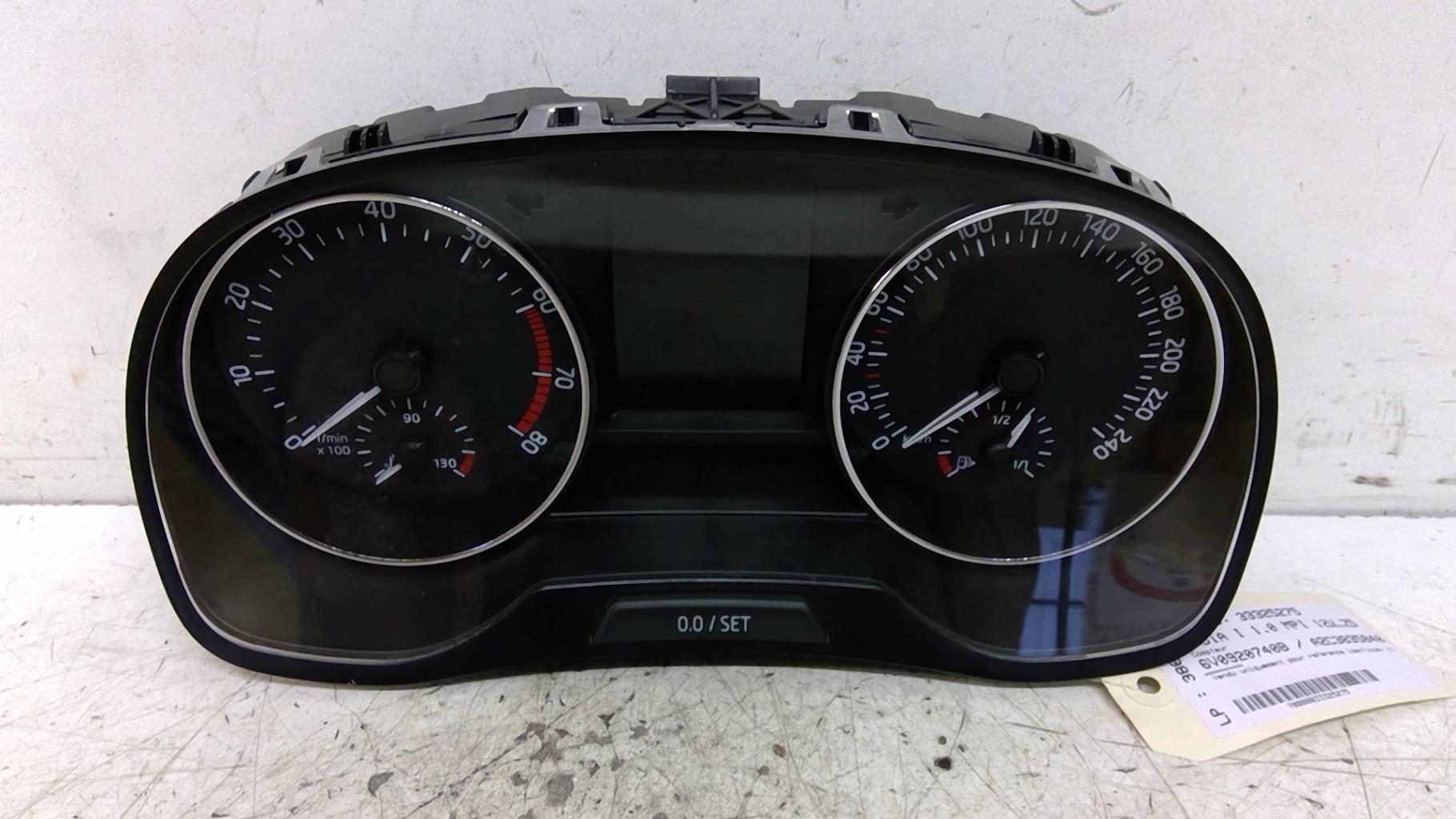 Compteur SKODA FABIA 3 PHASE 1 Essence - 1
