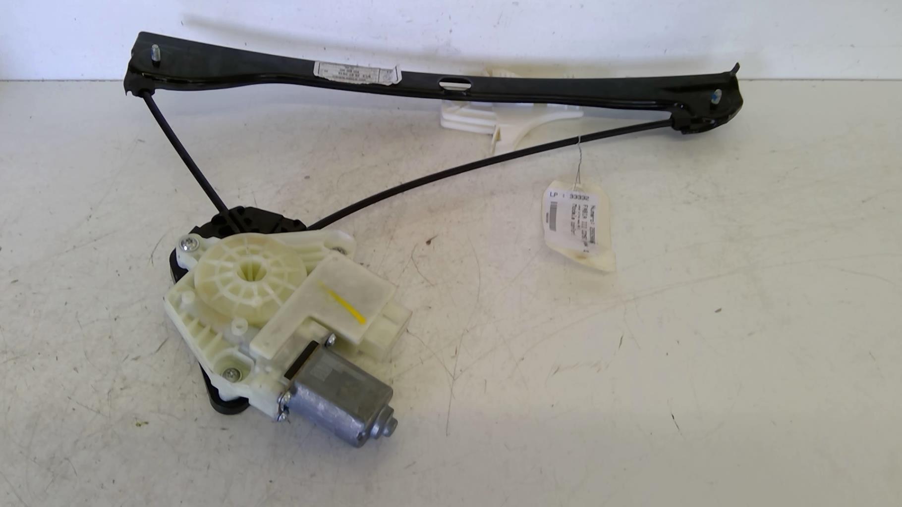 Alzacristalli manuale posteriore destro SKODA FABIA 3 PHASE 1 BREAK Gasolina - 1