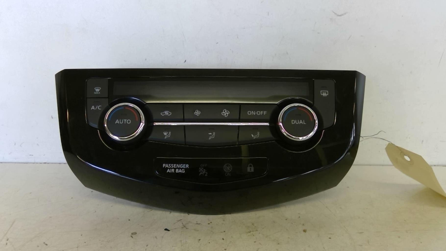 Commande chauffage NISSAN QASHQAI 2 PHASE 1 Essence - 1
