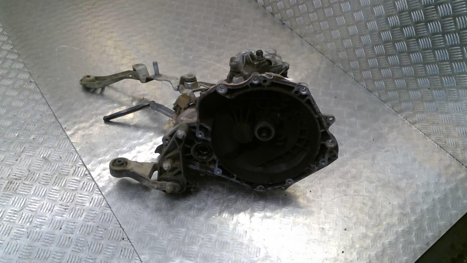 Boite de vitesses OPEL MERIVA A PHASE 2 Essence - 1