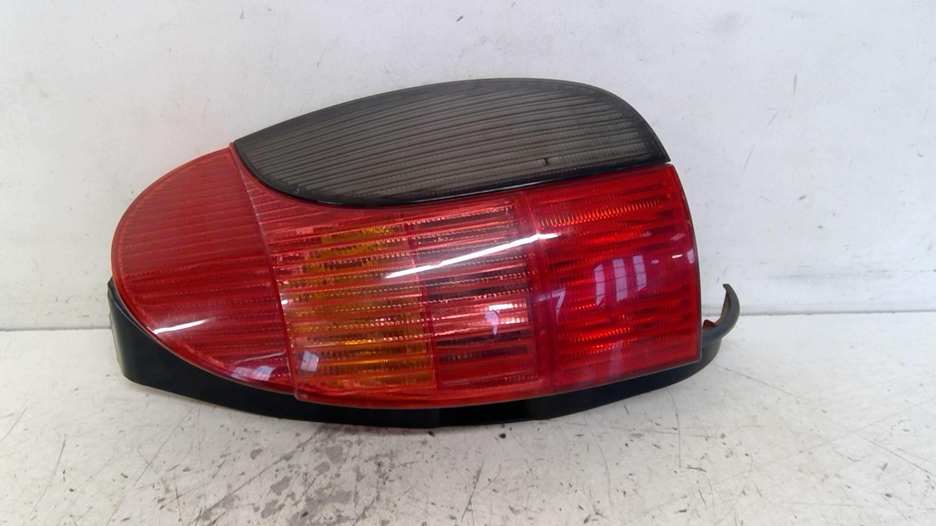 Fanale posteriore principale destro (luci) PEUGEOT 306 BREAK Diésel - 1