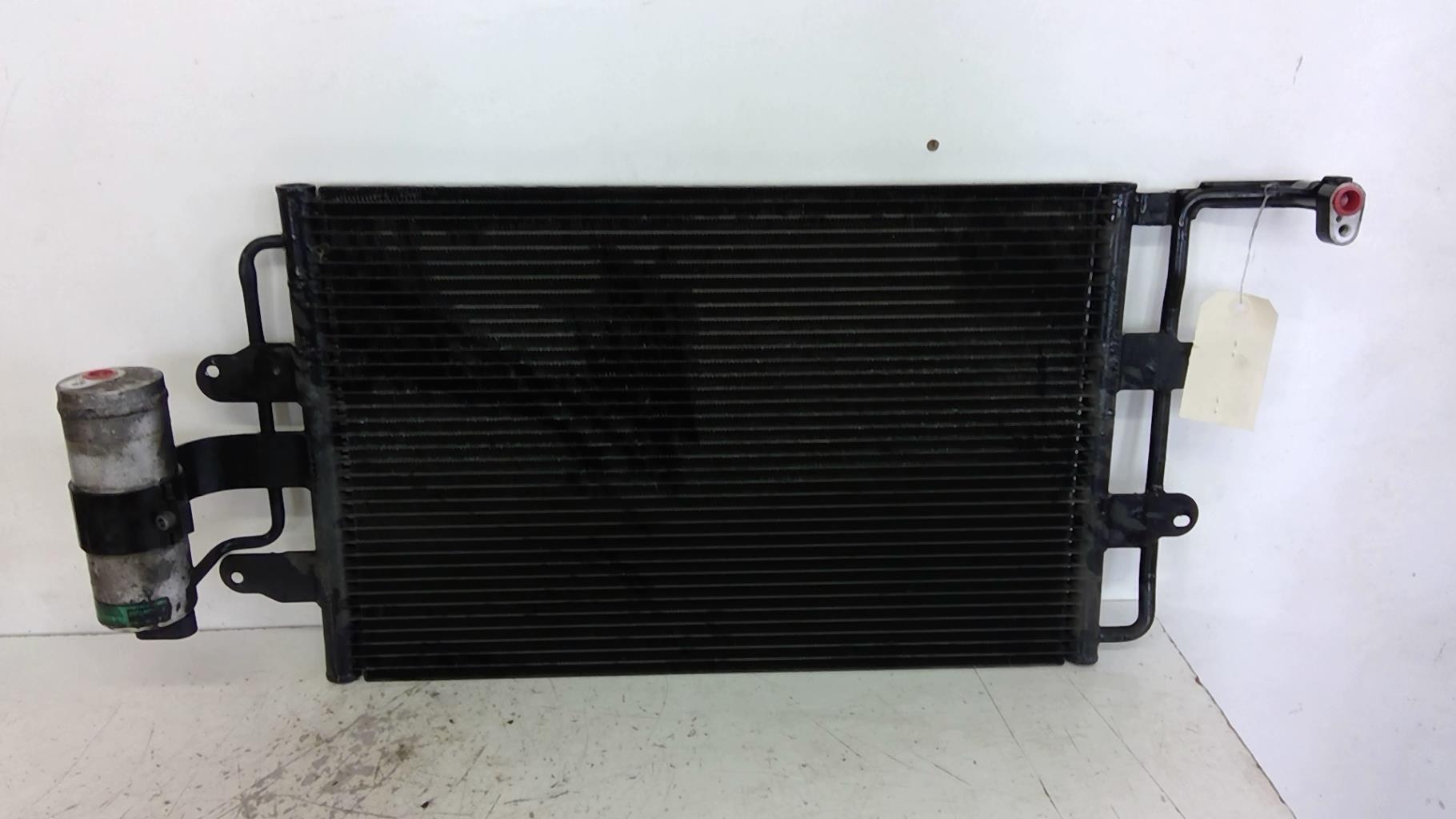 Radiateur clim VOLKSWAGEN NEW BEETLE 1 PHASE 1 Essence - 1