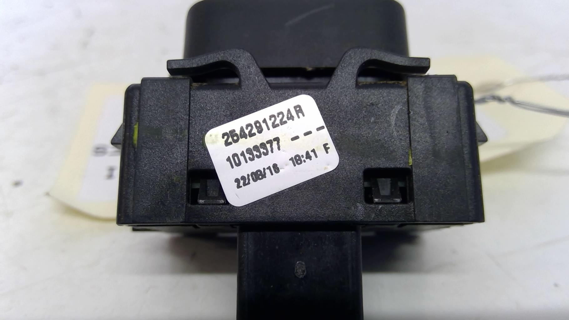 Bouton/Interrupteur RENAULT CLIO 4 PHASE 2 Diesel - 1